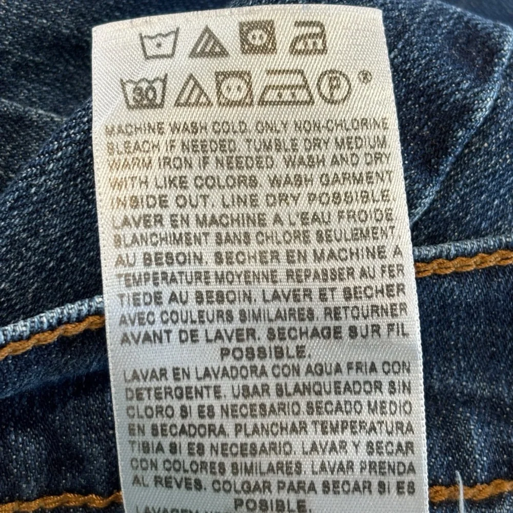 Levi’s Bootcut 515 Ankle Jeans Blue Denim Raw Hem Button Pocket Womens SZ 6 Long